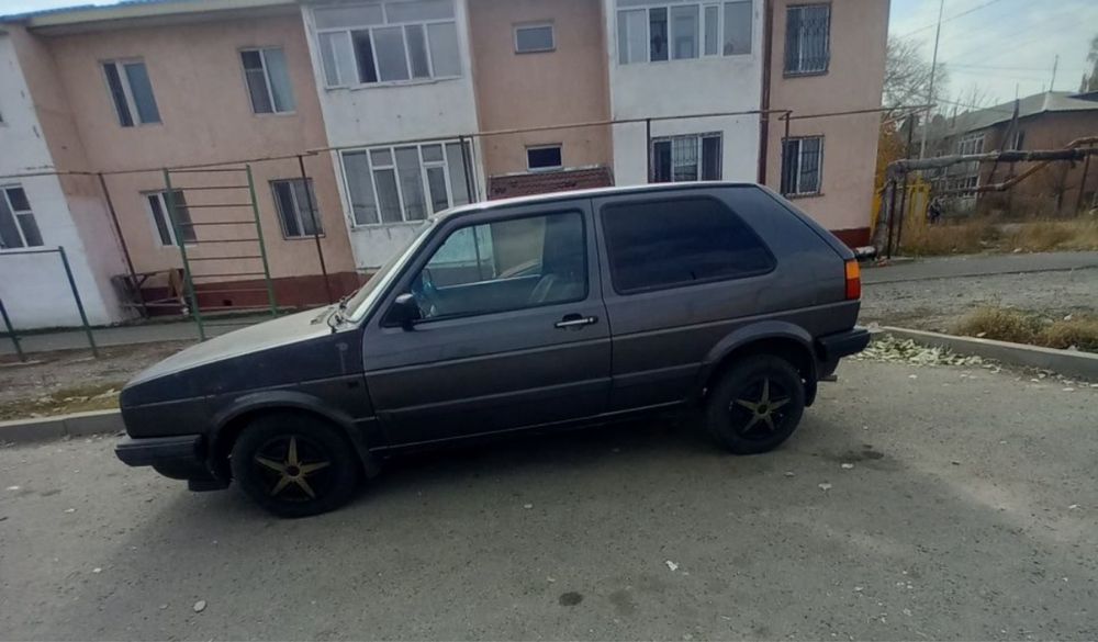 Volkswagen Golf, 1990 жыл