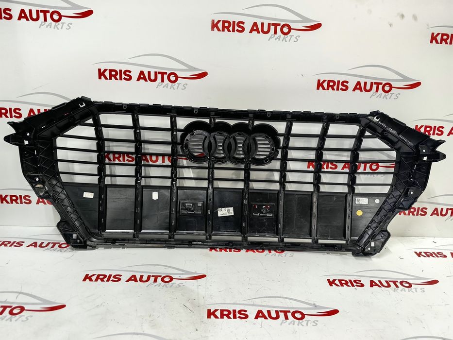 Маска решетка Audi Q3 S-Line / Ауди Кю 3 2024г - СЪС ЗАБЕЛЕЖКИ!