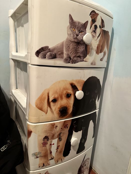 Детский мебель. Диван машинка