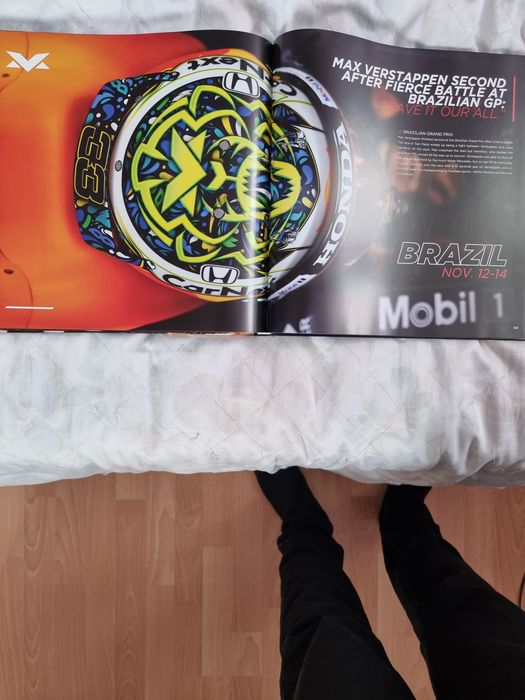 Max Verstappen red bull book championship F1 2021