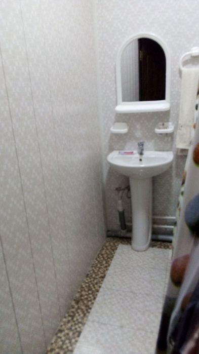 Сдаётся уютная 3 комнатная квартира со всеми удобствами.