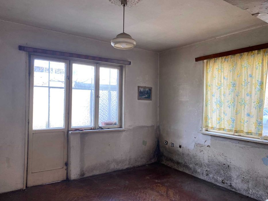 Продава се Тристаен апартамент в Карлово - 100 кв.м за 1173 €/кв.м - Снимка #10