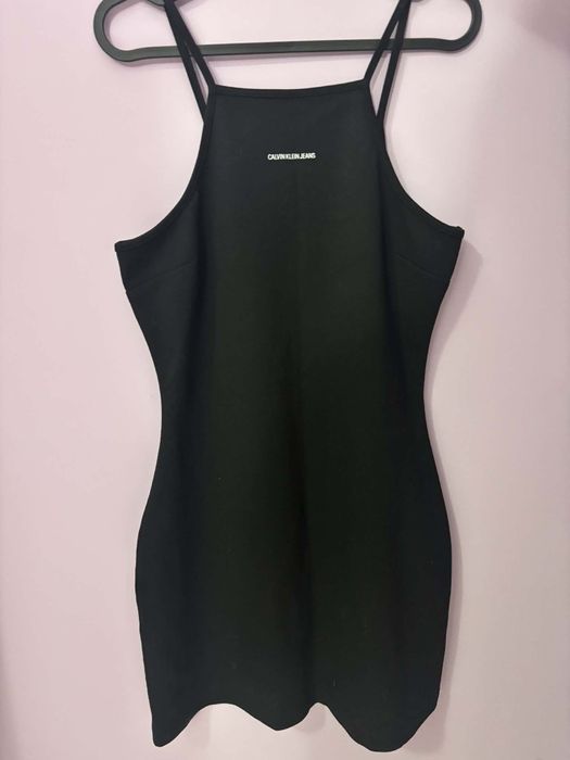 Черна къса рокля