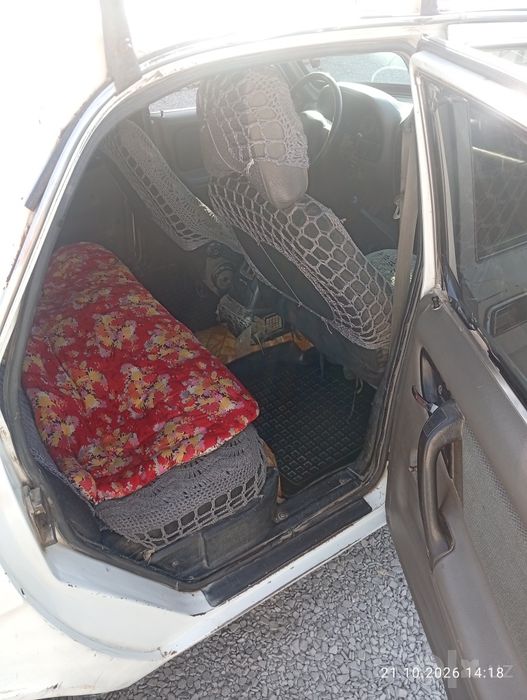 Gaz 3110 naqdga sotiladi 2000 yil