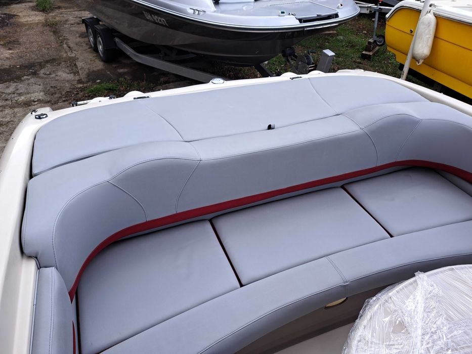 Larson 210 LXI  (67 мото часа)