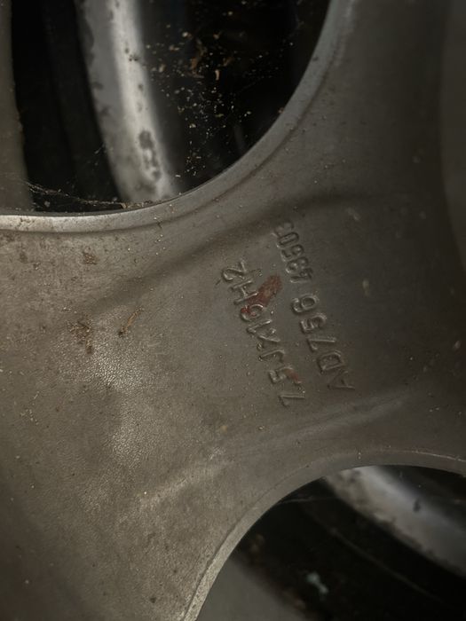 Гуми с джанти за рено меган класик