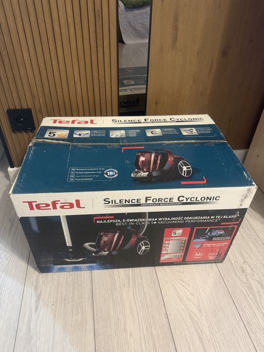 Пылесос TEFAL tw7272 в отличном состояний