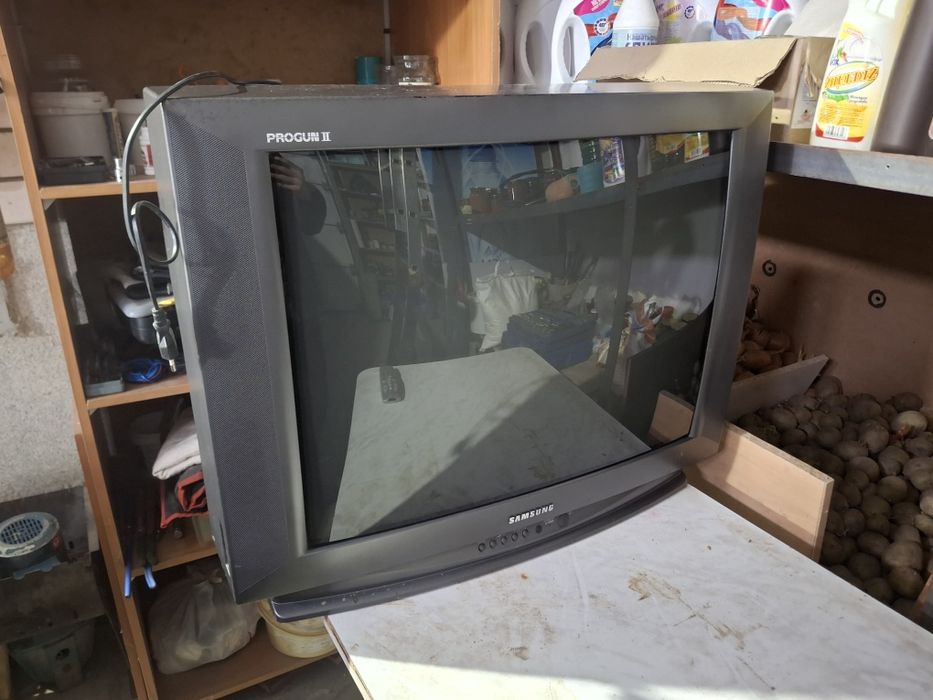 Телевизор Samsung