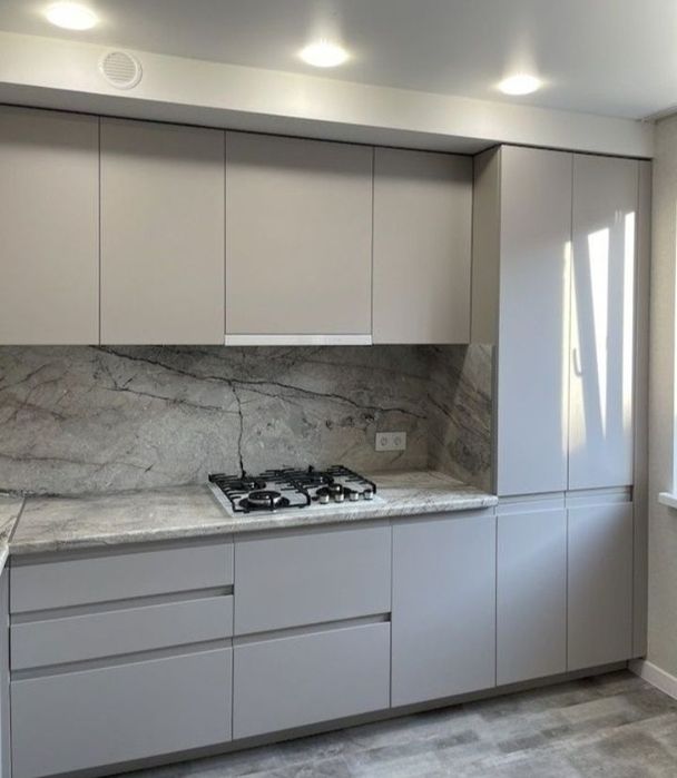 Кухни мебел на заказ