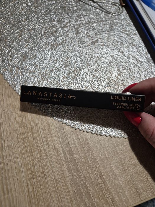 Anastasia Beverly Hills Liquid Eyeliner