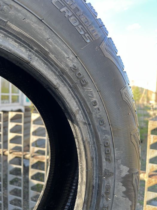Зимняя резина 205/70/15