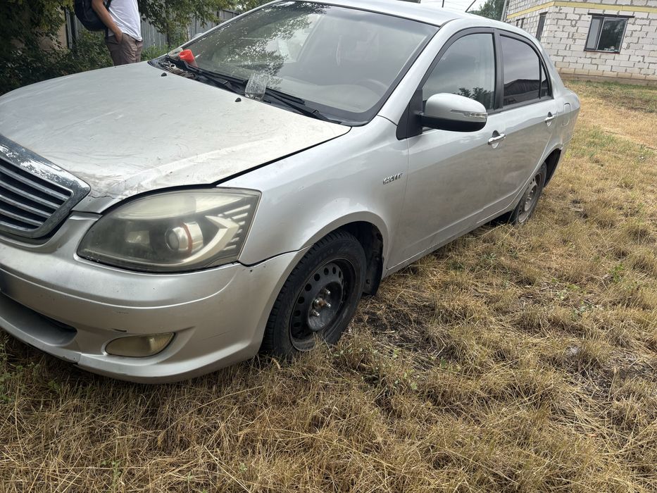 Geely sc7 серый.