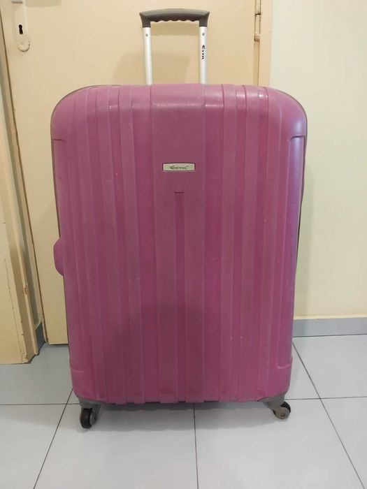 Estil Голям оригинален твърд куфар 77 см.