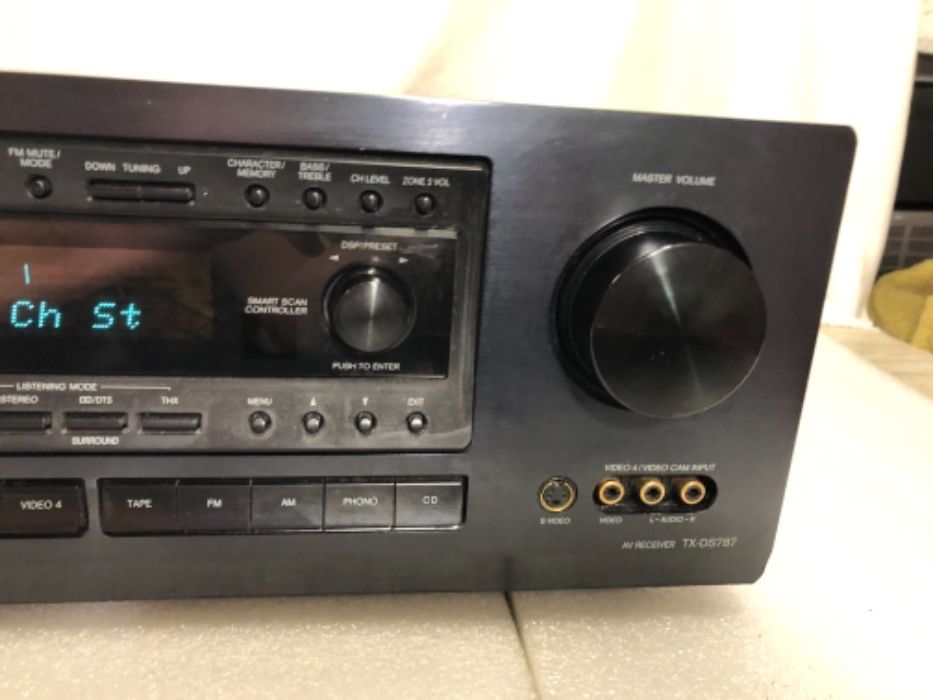 Onkyo TX-DS787...