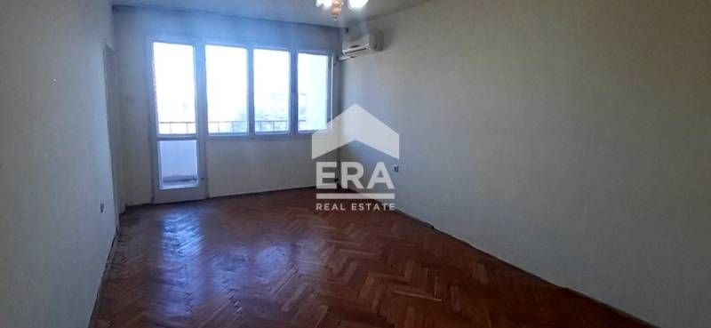 Четиристаен апартамент в жк Чайка град Варна