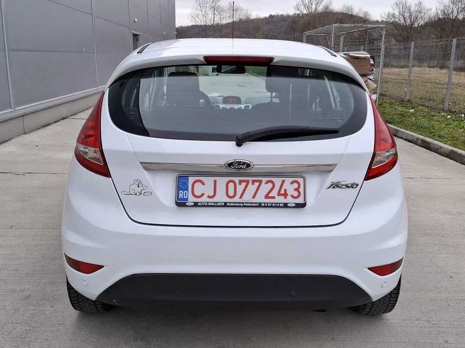 Vand Ford Fiesta Titanium 2011