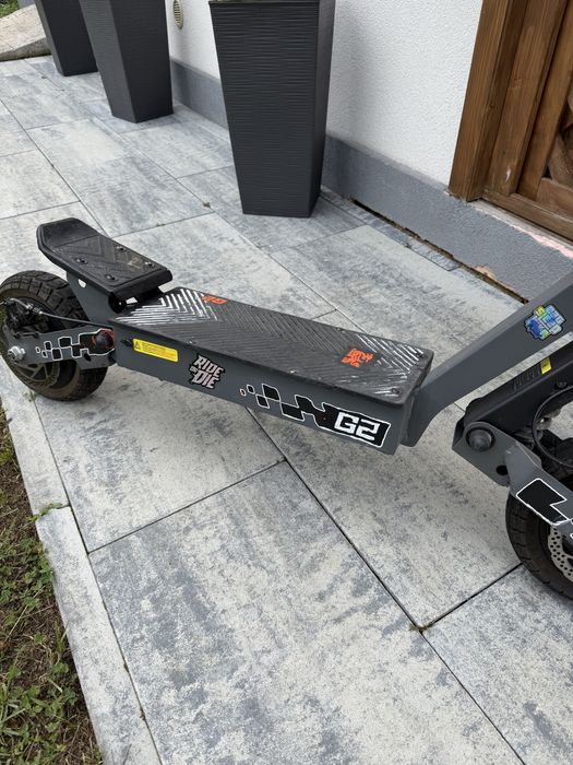 Trotineta kukirin g2