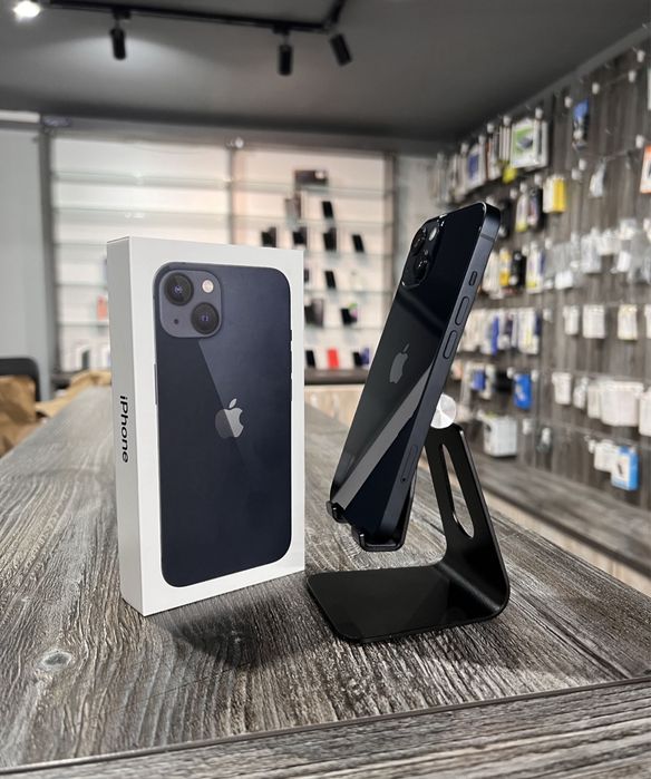 iPhone 13 • 256 GB • 94% Bateria