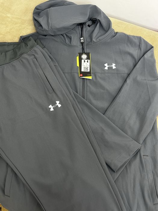 Спортивный костюм Under Armour