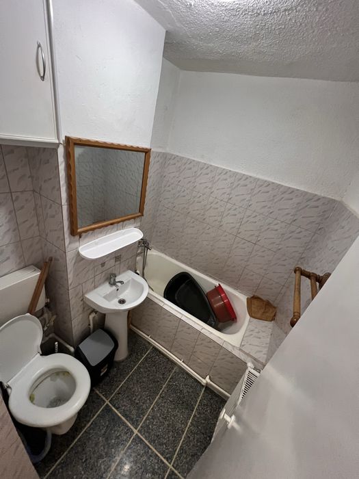 Garsoniera zona Milan centrala proprie