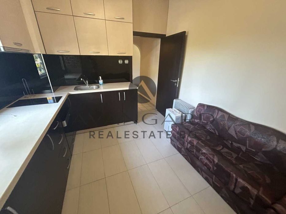 Продава се Двустаен апартамент в Пловдив, Кючук Париж - 60 кв.м за 1530 €/кв.м - Снимка #1