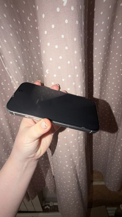 Продам iphone 16 pro