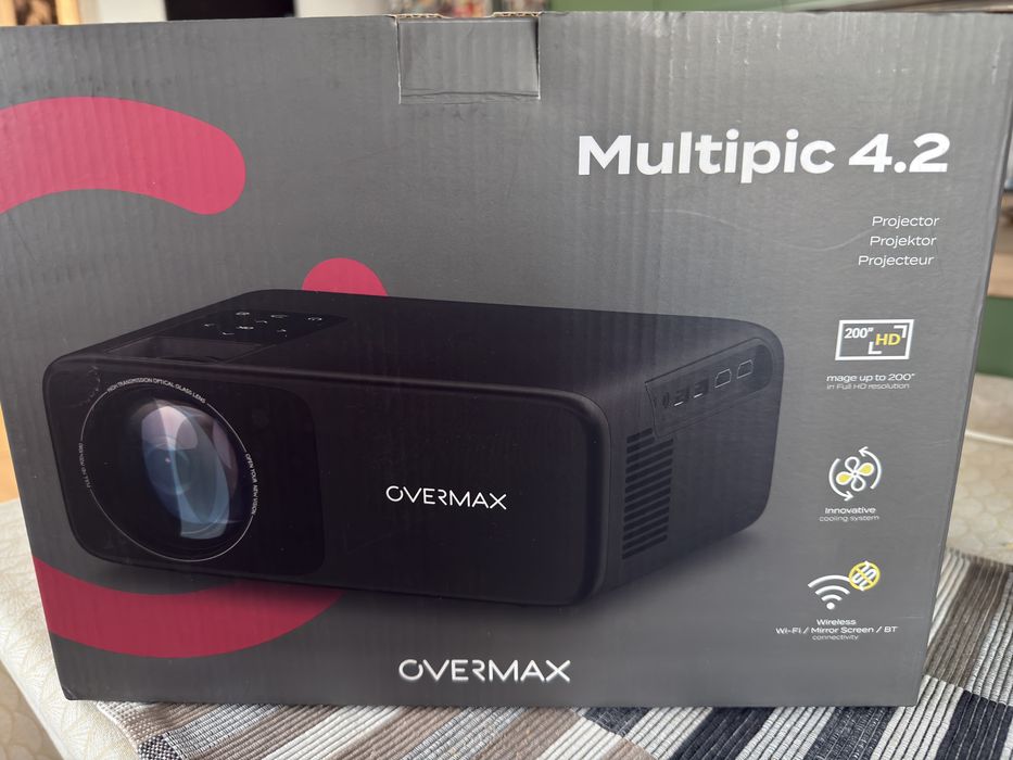 Videoproiector Overmax multipic 4.2 1080p 4500 lumeni