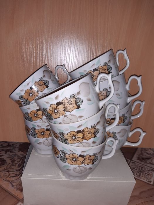 Посуда новая разная