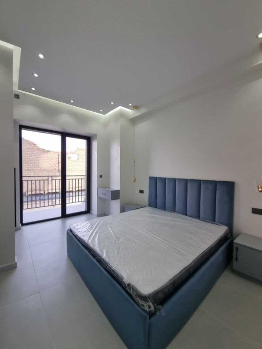 Энг Зори 2чи этаж Шота Руставели Братский евроремонт`