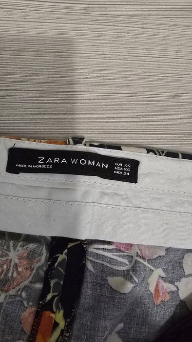 Pantaloni zara xs