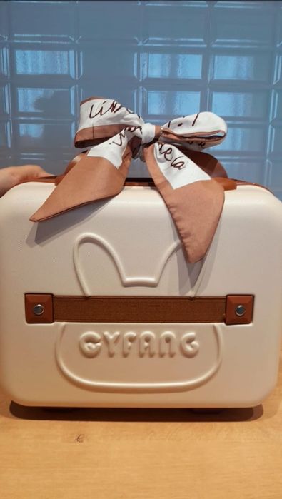 Подарочный чемодан для новорождённых