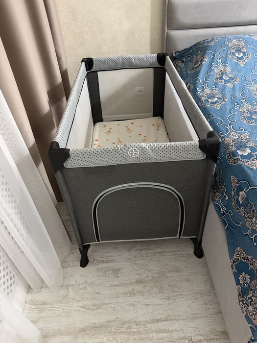 Детская кроватка манеж+ чехол