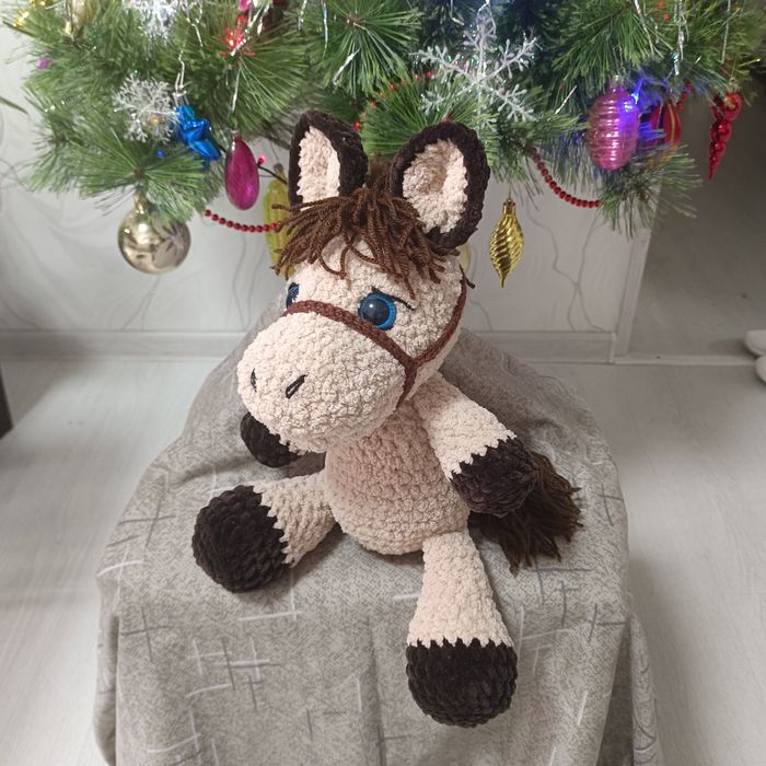 Плюшевая лошадка(ручная работа)