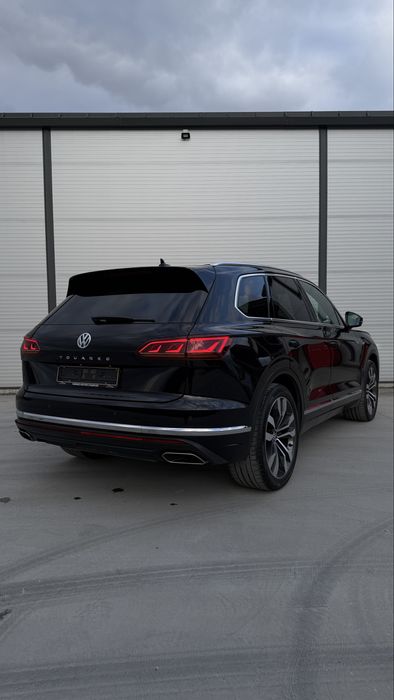 VW Touareg 3.0 2019 Euro 6 Full