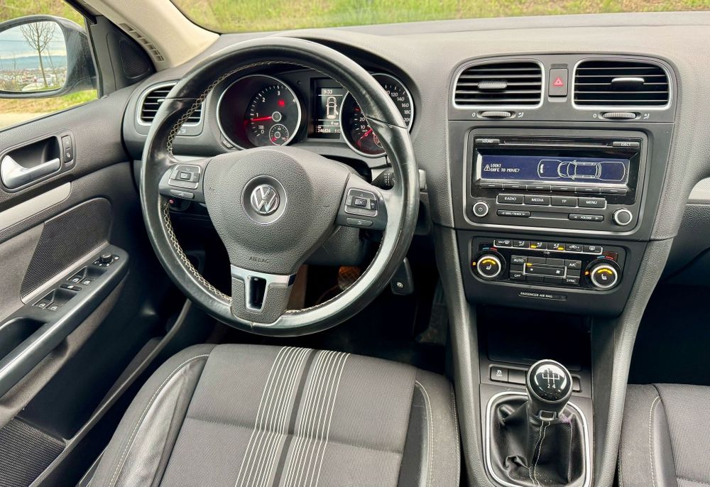 VOLKSWAGEN Golf 2013 — imagine 4