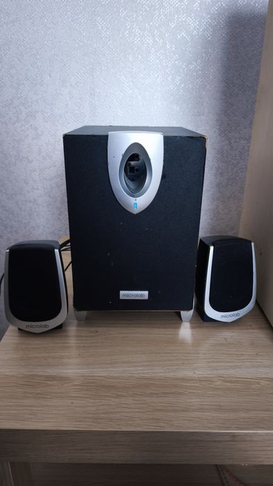 Продам акустические системы microlab, сабвуфер для ПК , рабочие.