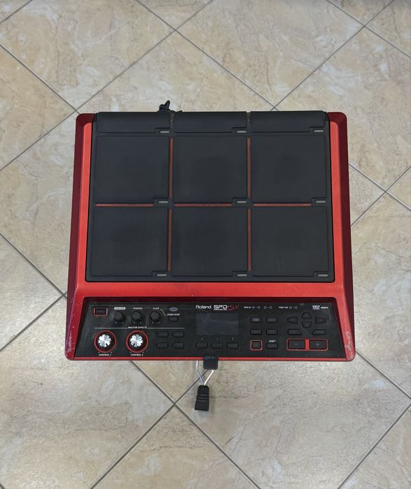 Продавам пад за барабани Roland SPD-SX