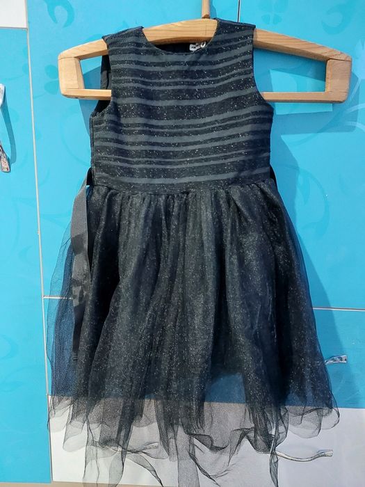 Нарядные платья для девочек