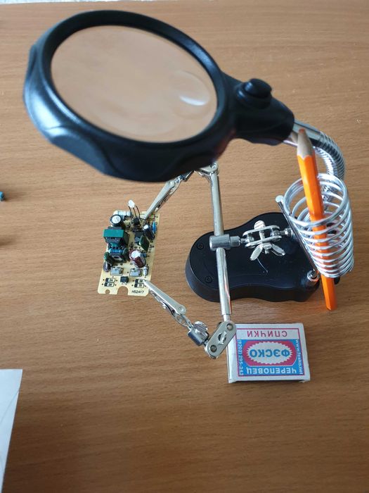 Лупа третья рука 2 вида