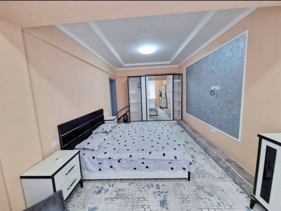 Моя квартира находится в Чиланзарском районе, рядом с метро Новза