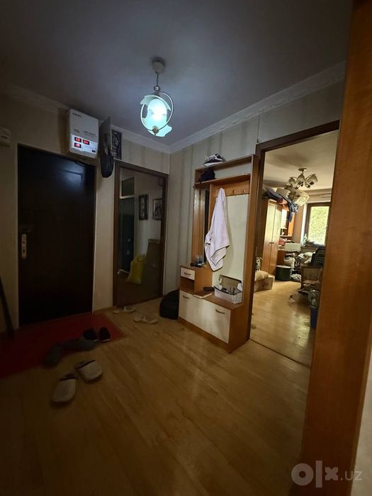 Продается квартира в городе Янгиюле.