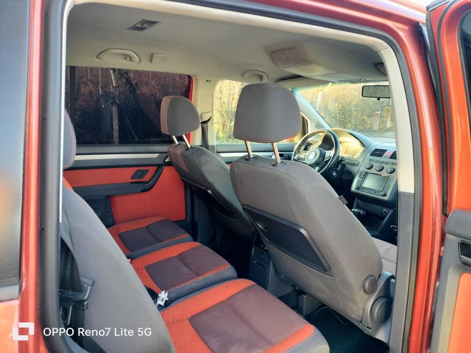 Volkswagen Cross Touran