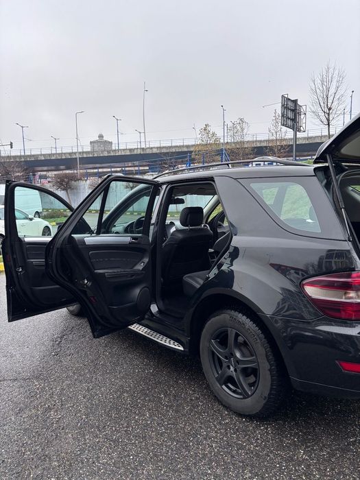 Mercedes-Benz ML Mercedes Ml 300 cdi