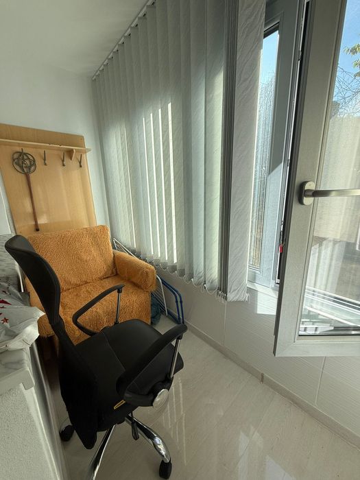 Proprietar, vand apartament 2 camere, centru Caransebes