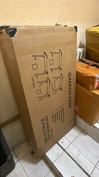 Продам Игровой стол компьютерный