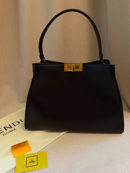Geanta fendi peekaboo neagra piele