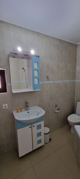 Închiriez garsoniere pe termen lung!