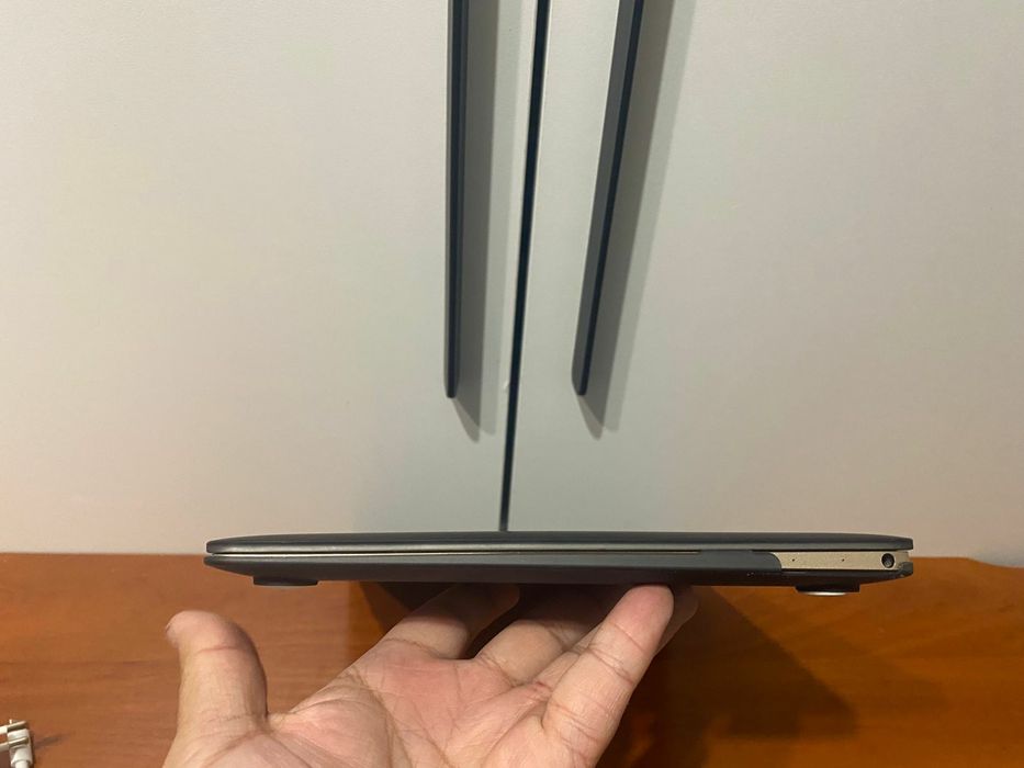 Macbook Retina ухоженный