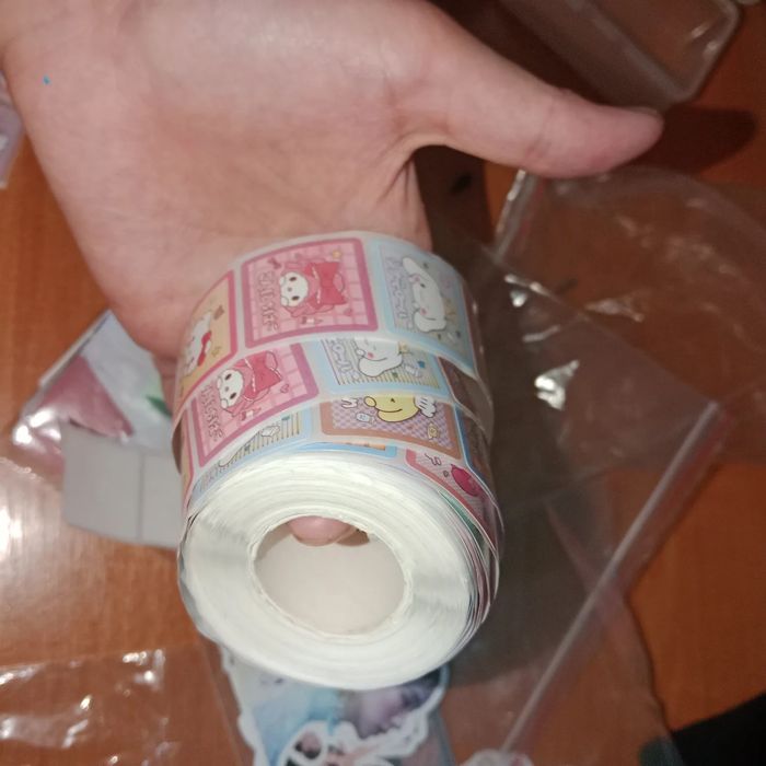 Кпоп заттар бағалары арзан 10тг дан басталады.