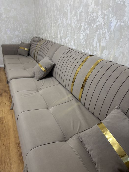 Продам диван в хорошем состоянии!!